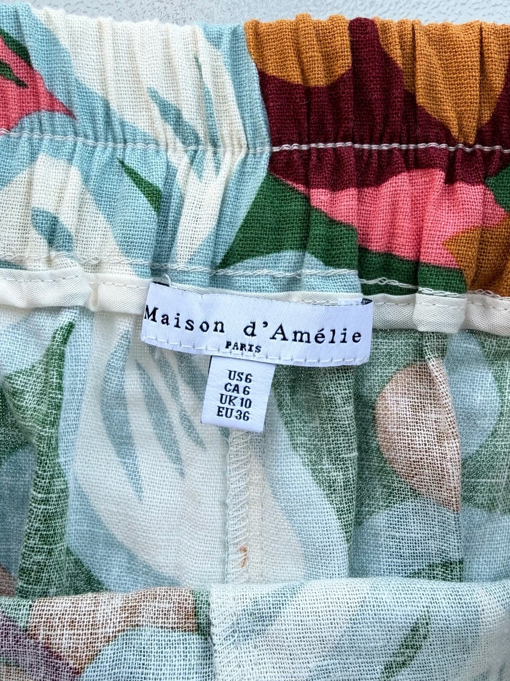 Maison d’Amelie Paris Tropical Floral Linen Blend Belted High Waisted Shorts ~ 6 - Picture 5 of 7